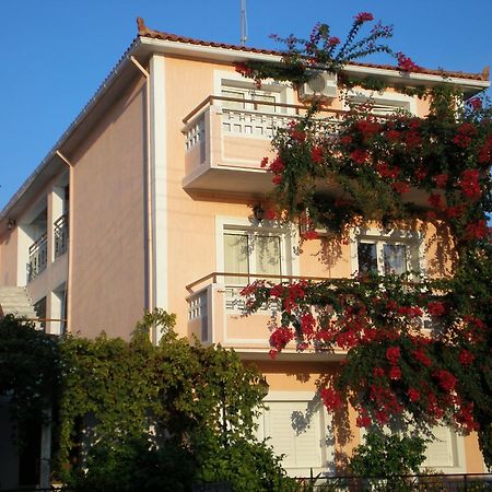 Theodora Studios & Apartments Skala  外观 照片