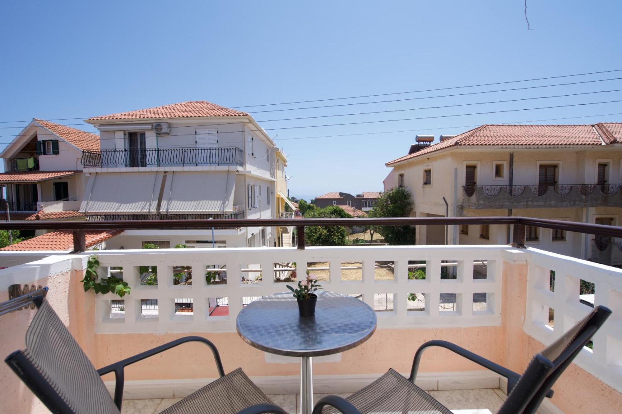 Theodora Studios & Apartments Skala  外观 照片