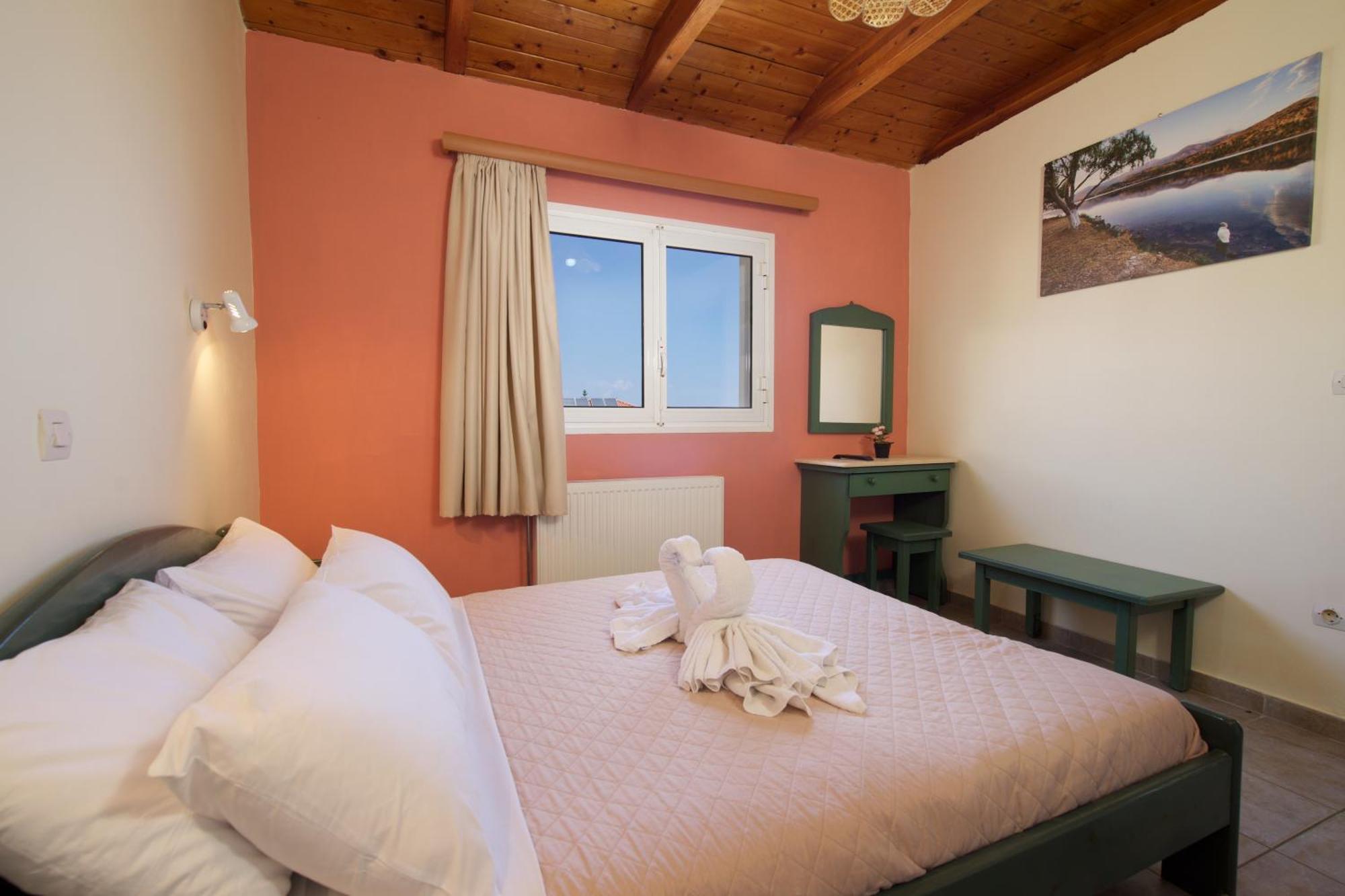 Theodora Studios & Apartments Skala  外观 照片