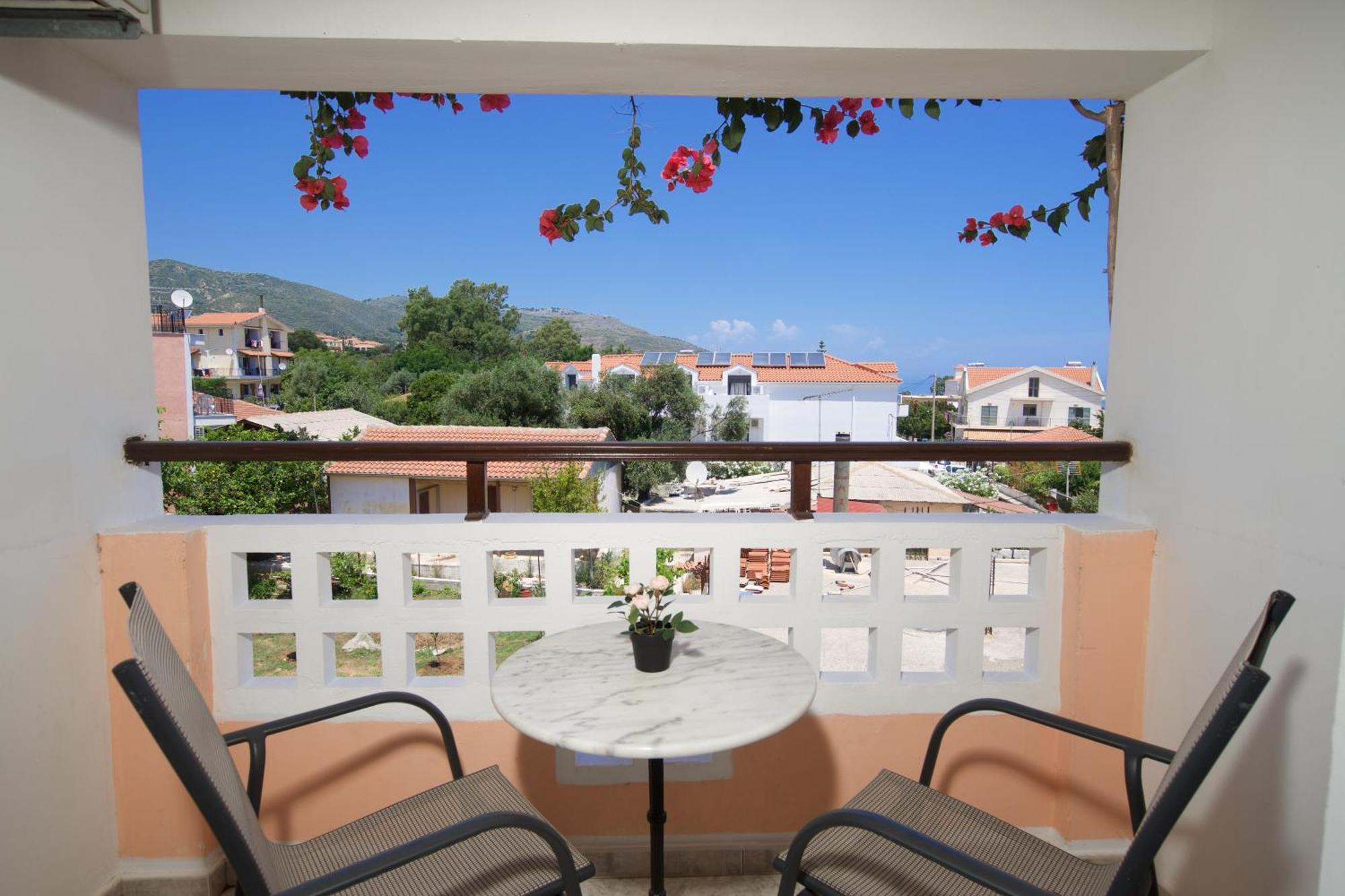 Theodora Studios & Apartments Skala  外观 照片