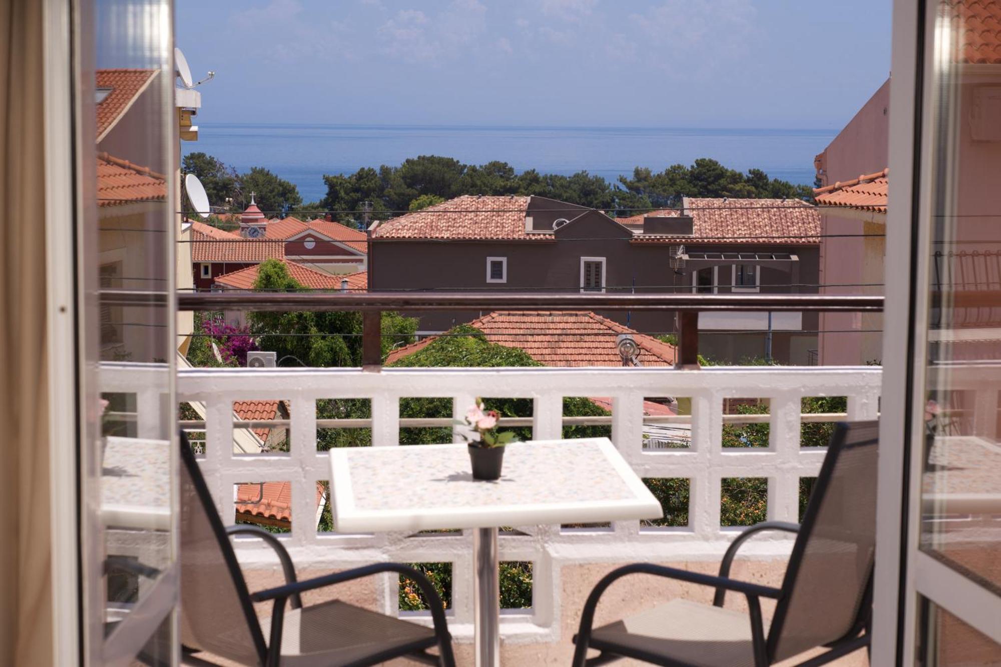 Theodora Studios & Apartments Skala  外观 照片