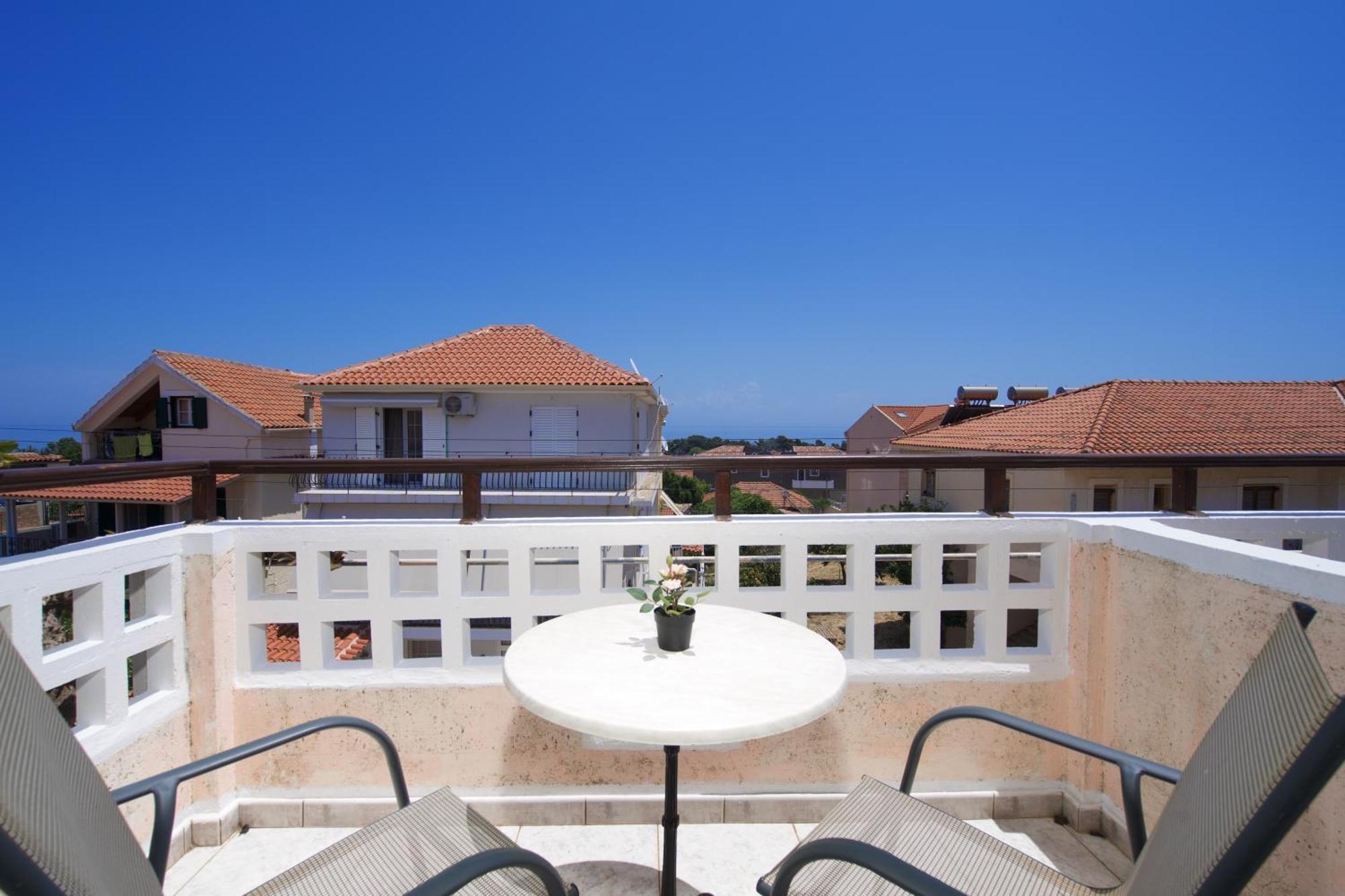 Theodora Studios & Apartments Skala  外观 照片