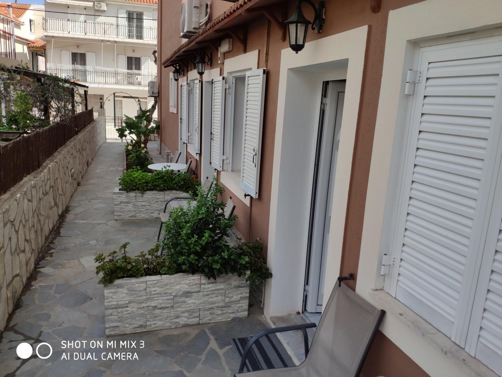 Theodora Studios & Apartments Skala  外观 照片